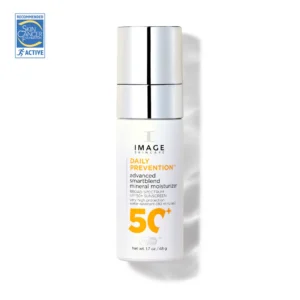 Daily Prevention Advanced Smartblend SPF 50 is a colour-correcting daily moisturiser